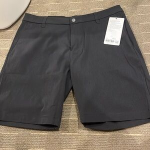 Commission Short 9”